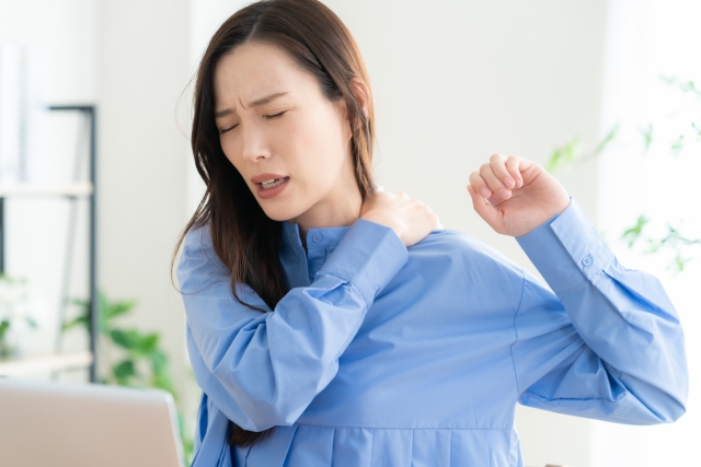 肩こりに悩む方のイメージ あさば整骨院 江戸川台店