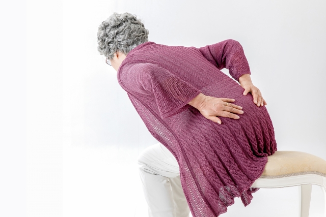 腰痛に悩む方のイメージ あさば整骨院 江戸川台店